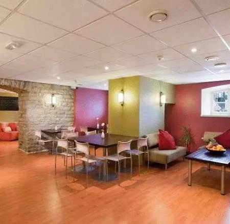 מלון By Unique 2*