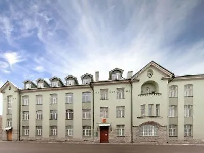 By Unique Hotel 2*