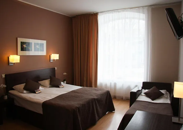 시티 바이 유니크 호텔스